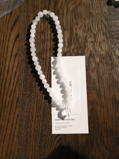 LA NEVE NECKLACE