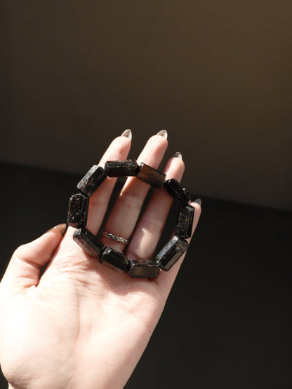 BLACK TOURMALINE BRACELET