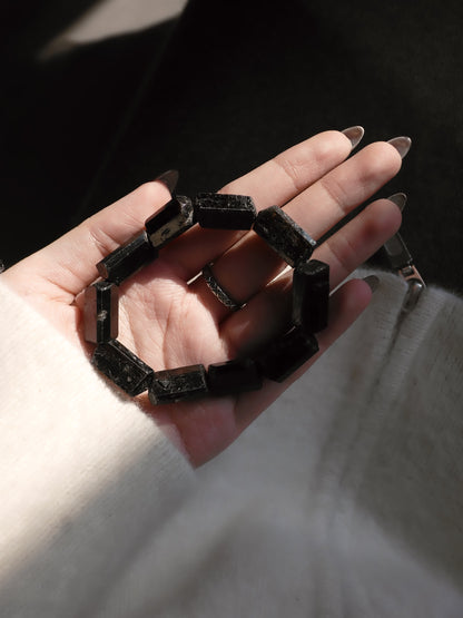 BLACK TOURMALINE BRACELET