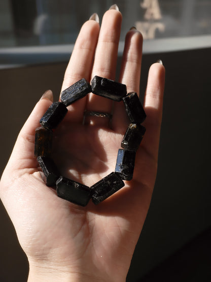 BLACK TOURMALINE BRACELET