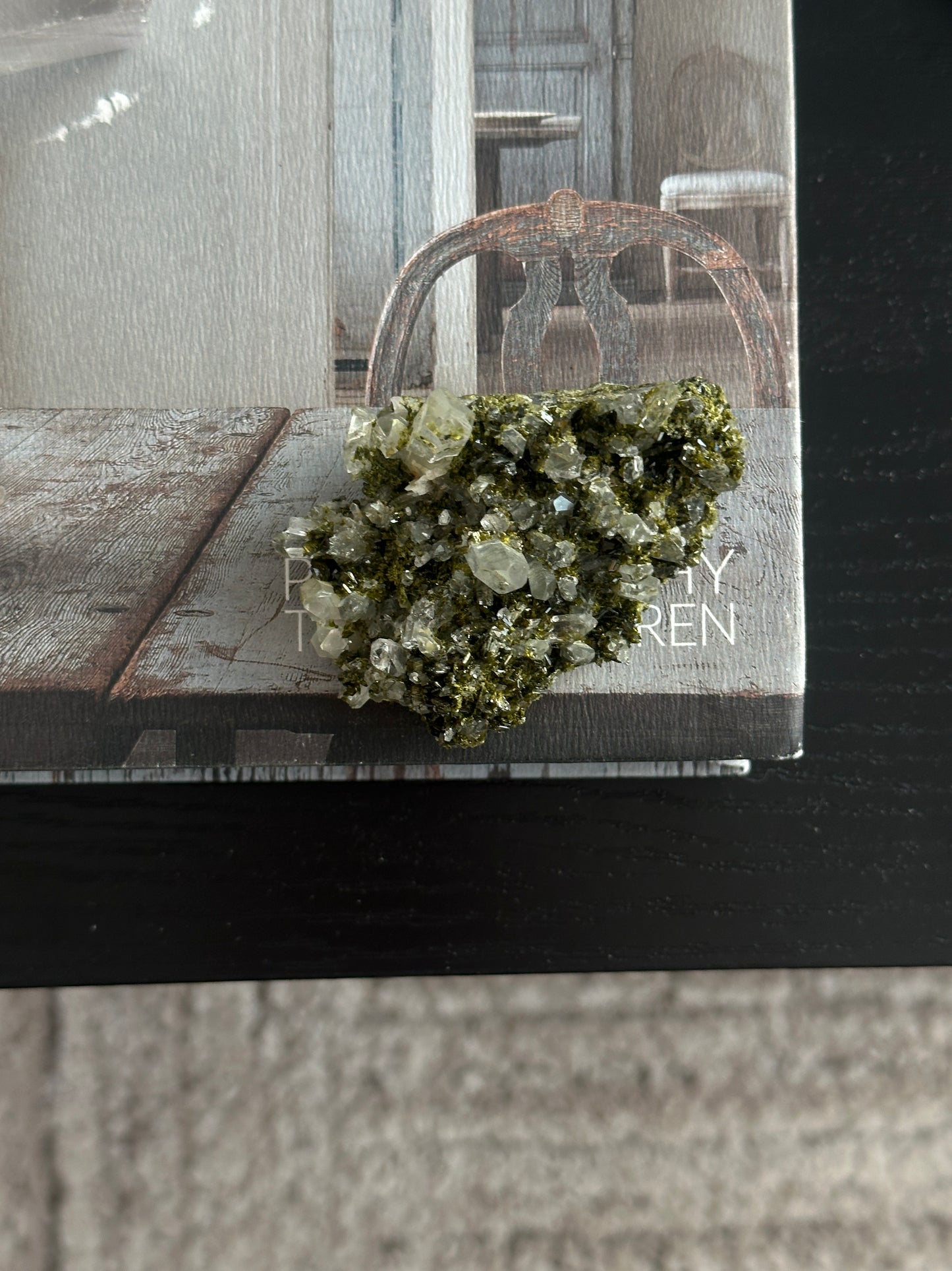 EPIDOTE CLUSTER