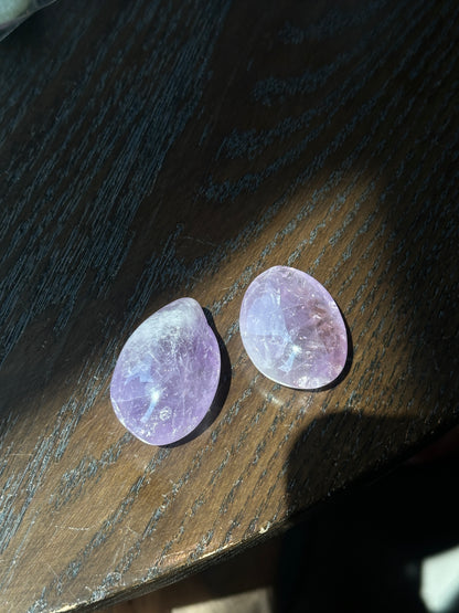 TUMBLED AMETHYST